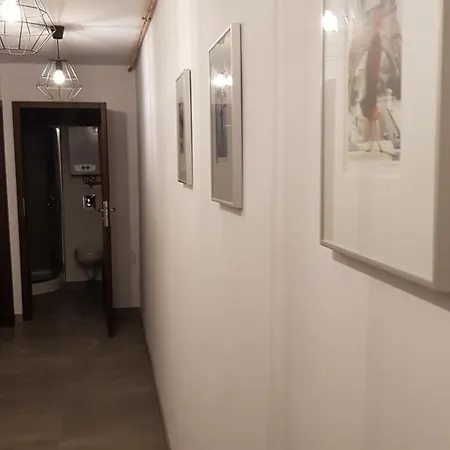 Apartment De Gaulle'a 20 *