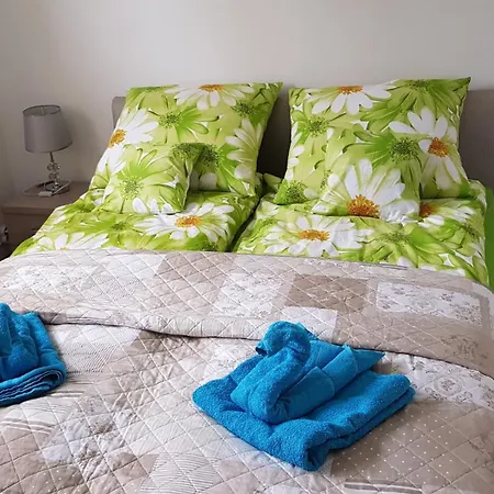 Apartment De Gaulle'a 20 *